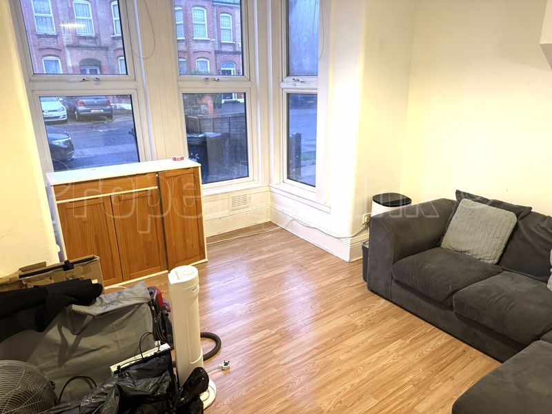 Property photo 2 of 13 Photo 3