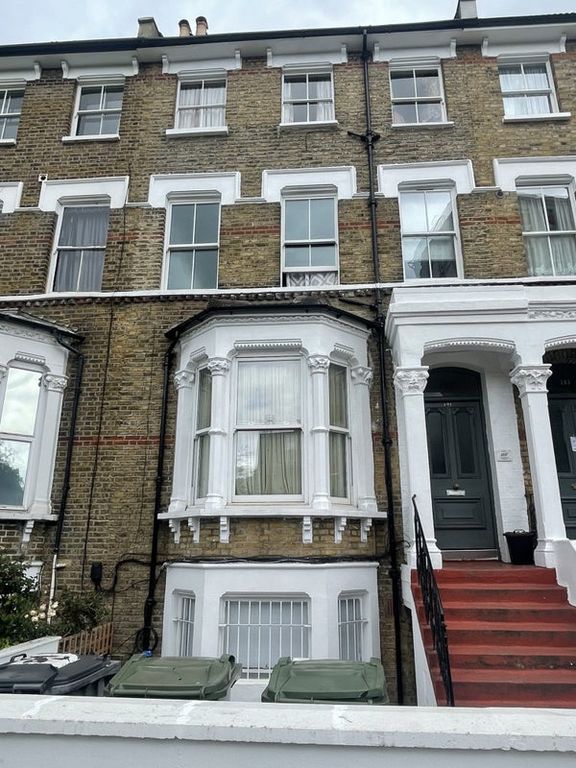 Property photo 1 of 9