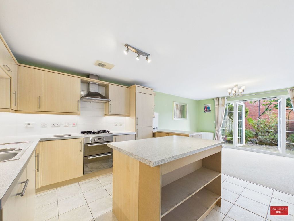 Property photo 1 of 28