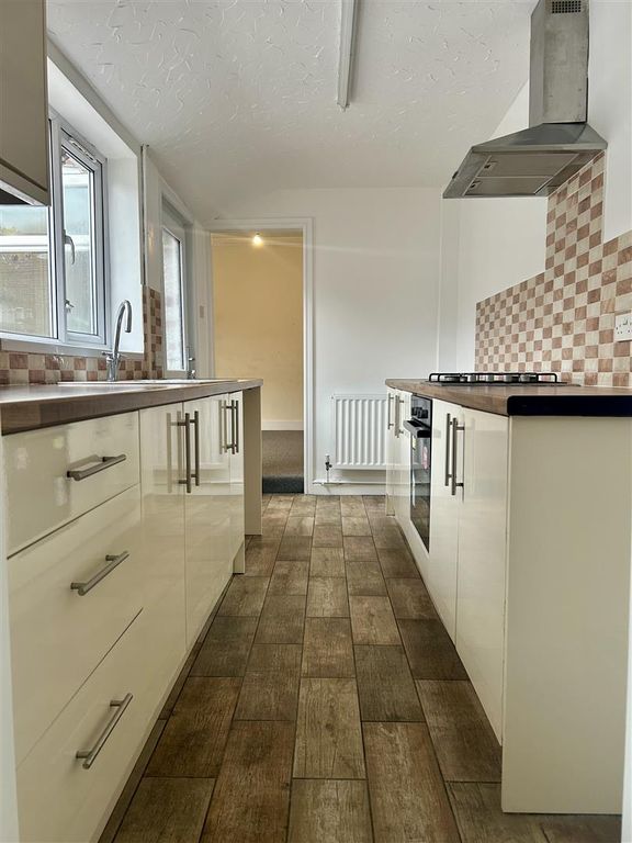 Property photo 2 of 13 Img_8070.Jpeg