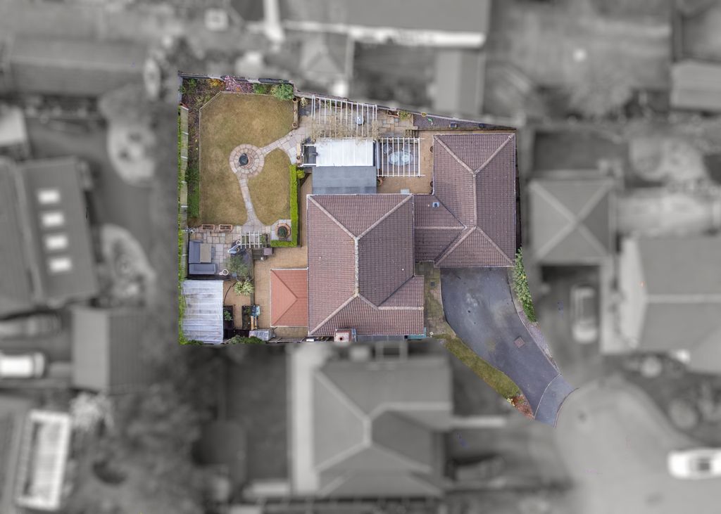 Property photo 2 of 24