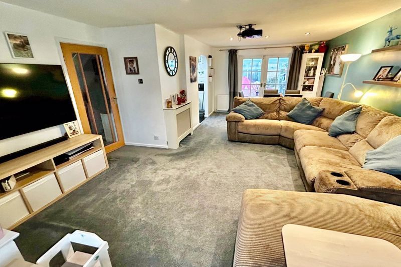 Property photo 2 of 13 Lounge Diner