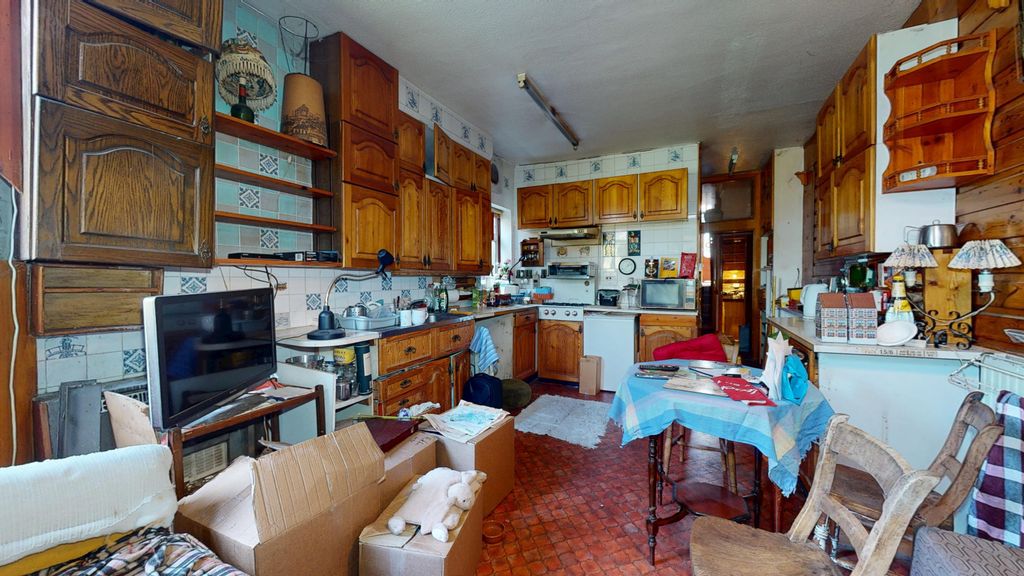 Property photo 2 of 25 192 Victoria Road, Muswell Hill, London, N22 7Xq