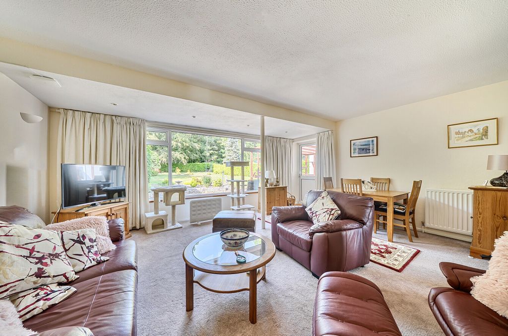 Property photo 2 of 12 1479935-8-6A39A0B...
