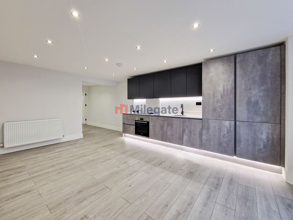 Property photo 2 of 7 Photo 2