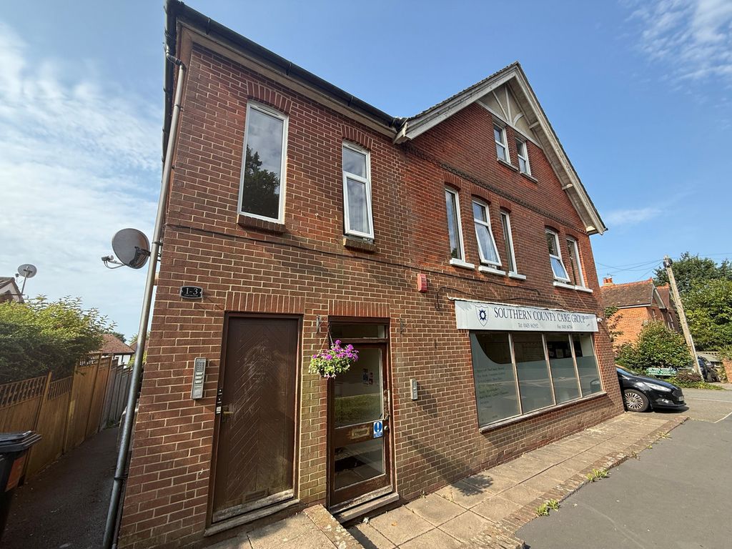Property photo 1 of 10