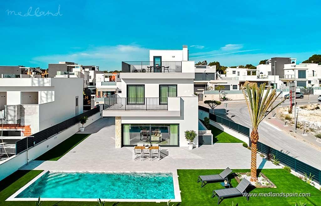 Property photo 1 of 15 Villas With 3 Bedrooms, Panoramic Views And Private Pool