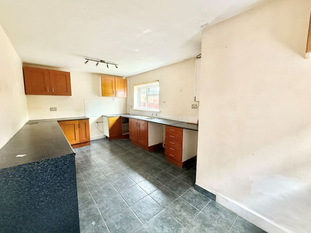 Property photo 3 of 10 Image 3