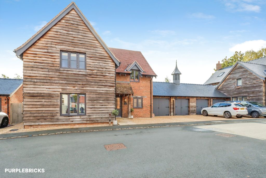 Property photo 1 of 33