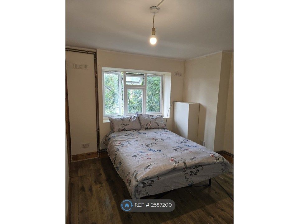 Property photo 1 of 4