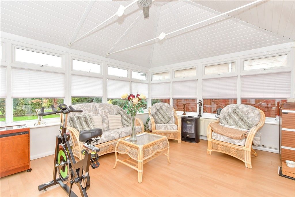 Property photo 3 of 14 Garden Room