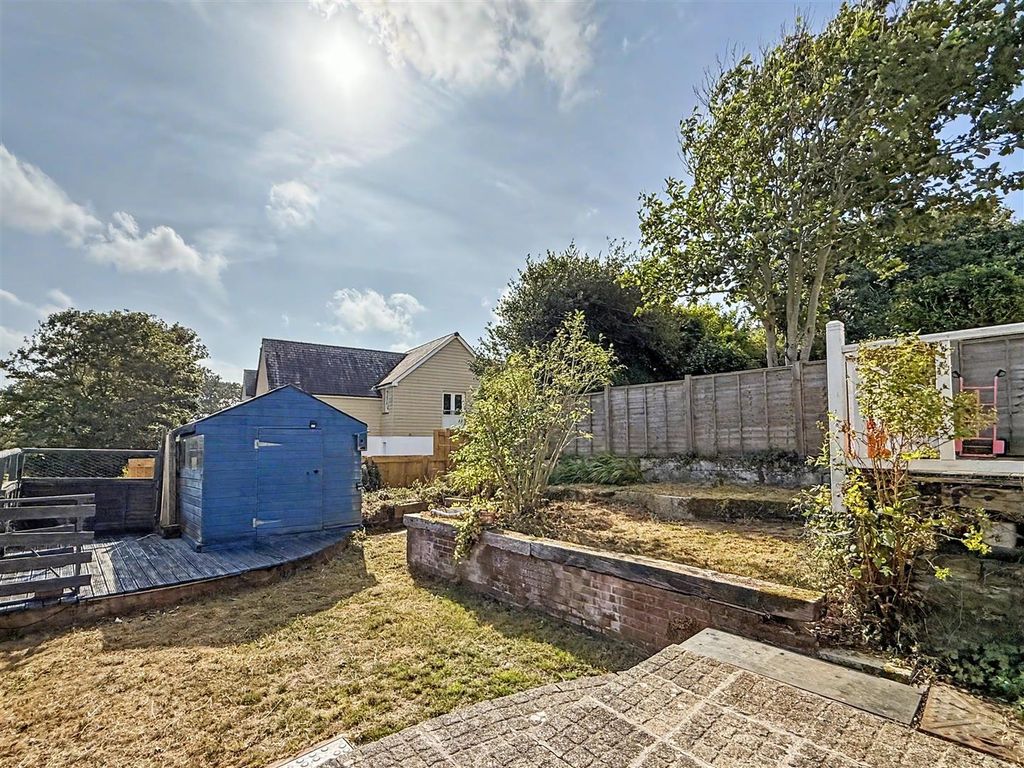 Property photo 3 of 19
