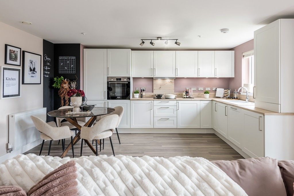 Property photo 1 of 14 West Craigs