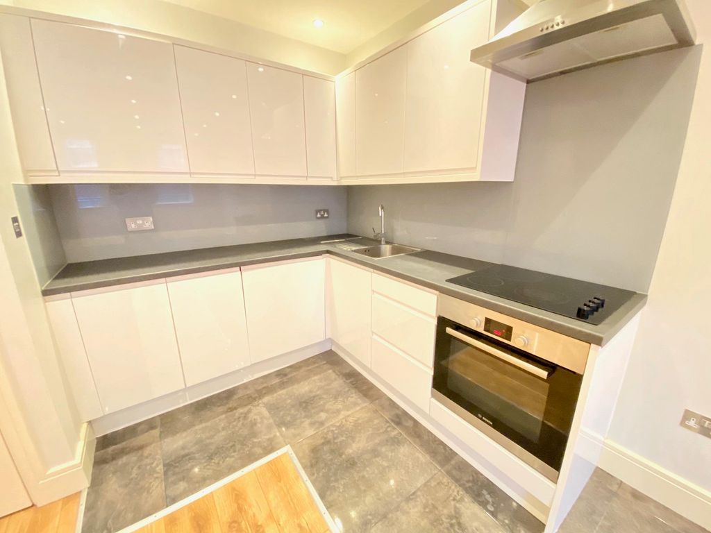 Property photo 3 of 13 Image