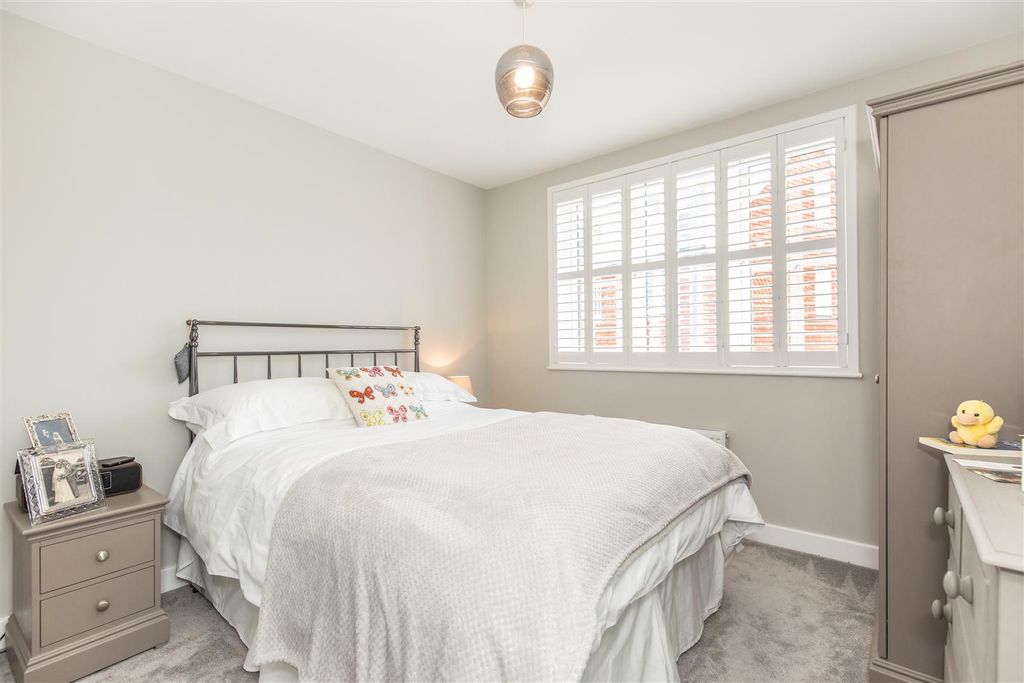 Additional image 10 of 5 bed detached house for saleParkside Close, Heathfield TN21