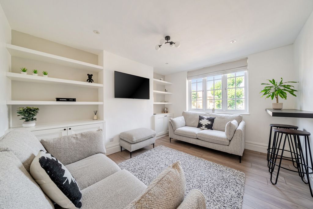 Property photo 1 of 11 1504396-4-6A7F00E...