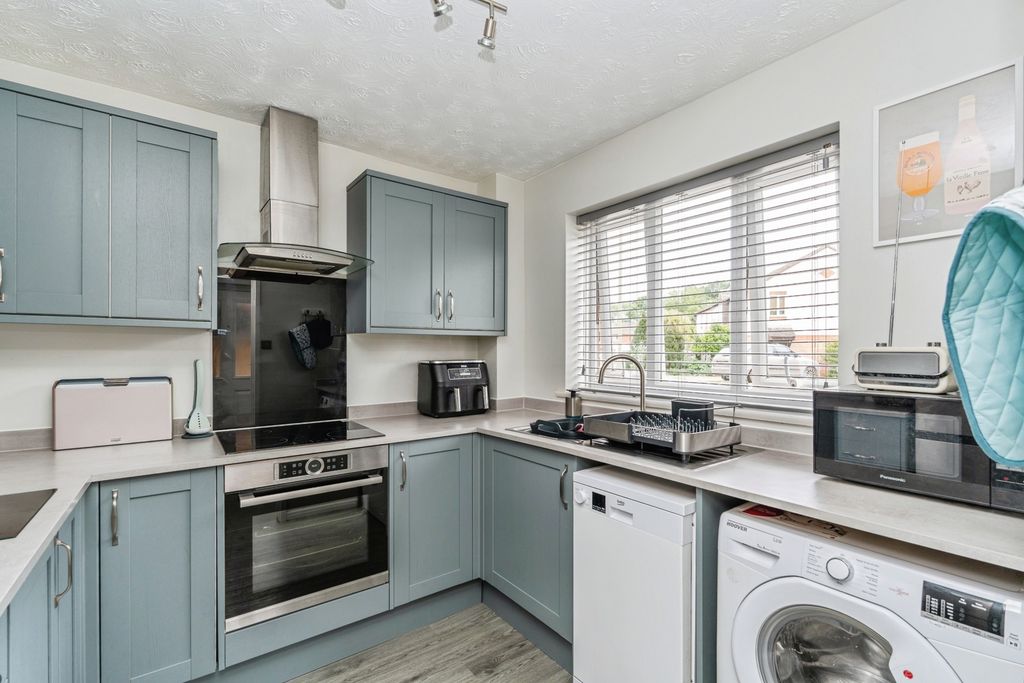 Property photo 3 of 21 Pbox-Img.Jpg