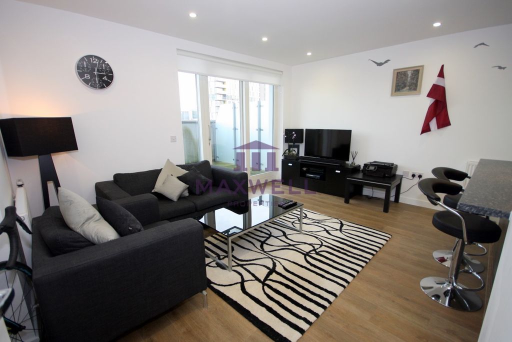 Property photo 1 of 8 For Sale, Buy - 1 Bed In London E14 - Maxwellproperties.Co.uk
