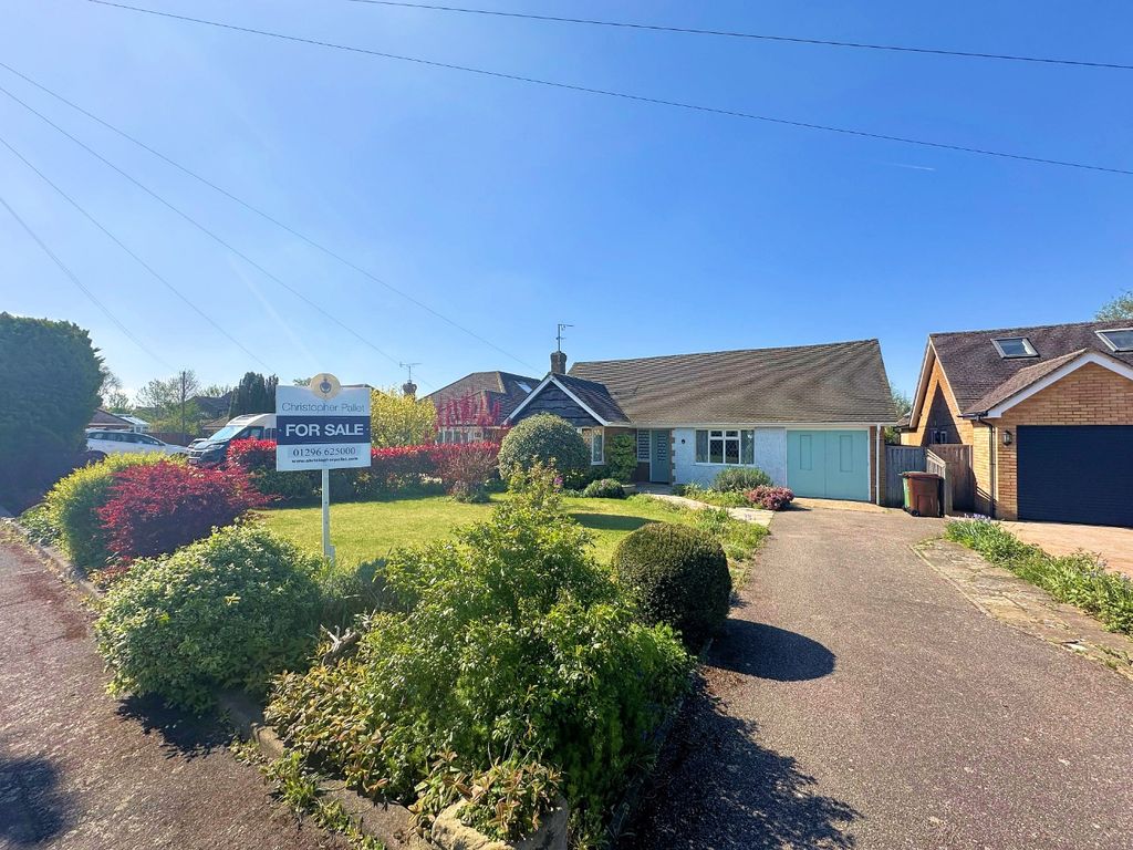 Property photo 1 of 16 4976450