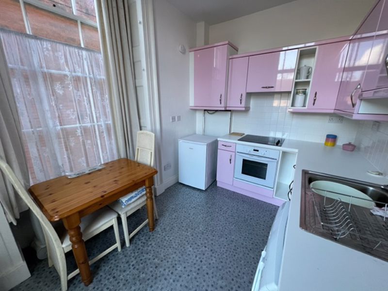 Property photo 3 of 10 Photo 5