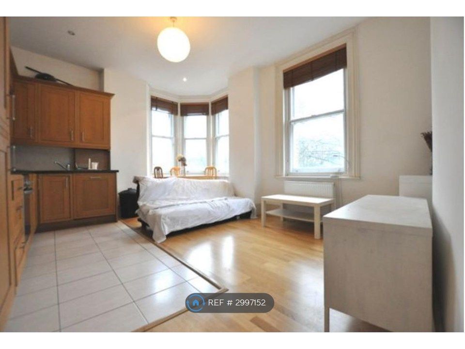Property photo 1 of 4