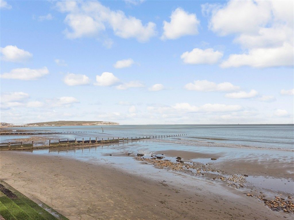 Property photo 1 of 10 View*