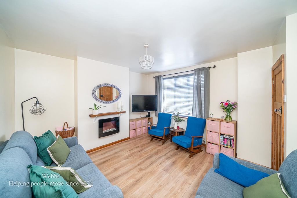 Property photo 3 of 30 Webbs-1.Jpg