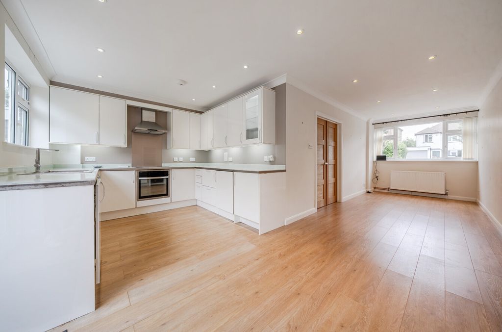 Property photo 2 of 20 1497411-4-6A5F9c6...