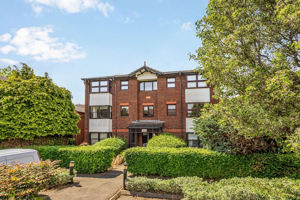 Property photo 1 of 6 Wellington Court-1.Jpg