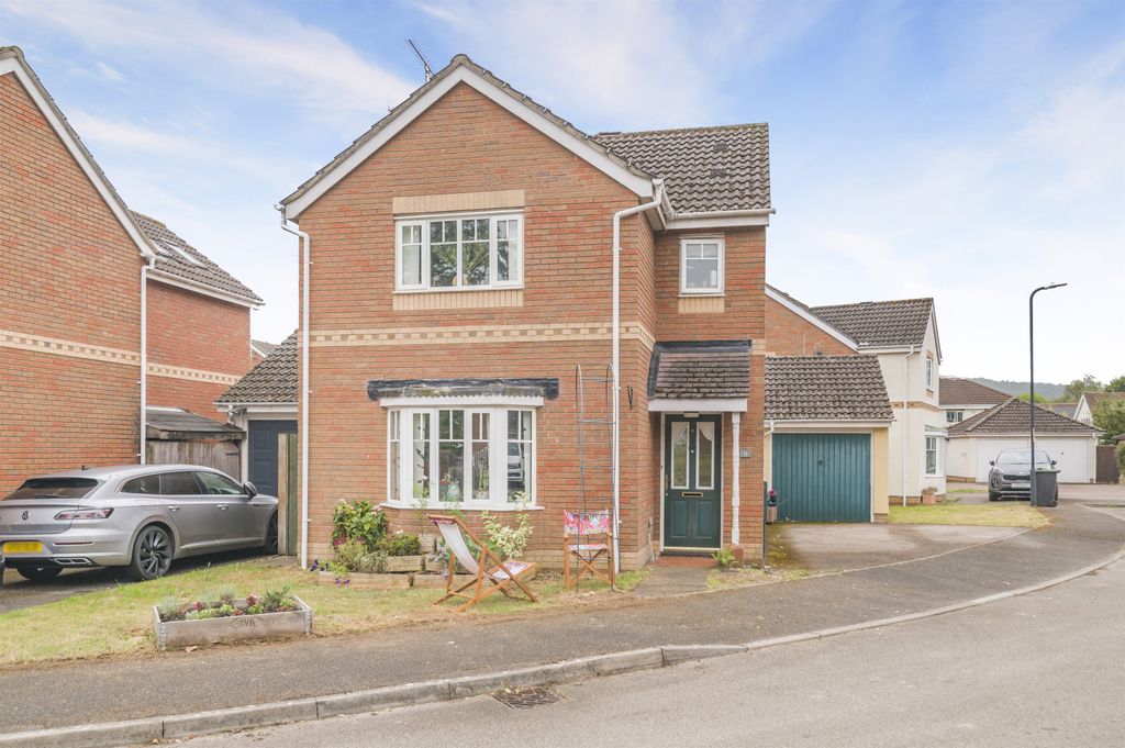 Property photo 1 of 22