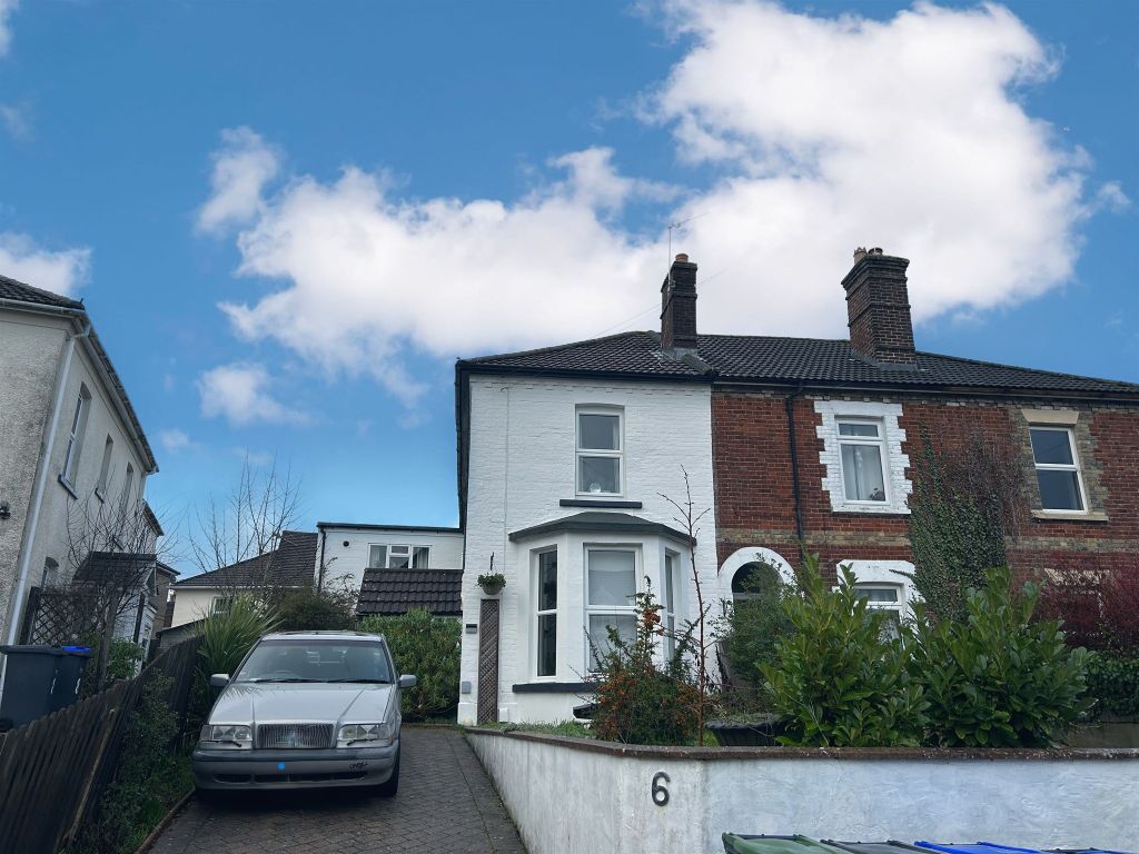 Property photo 1 of 17