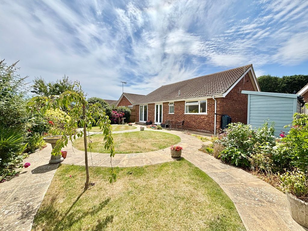 Property photo 2 of 19