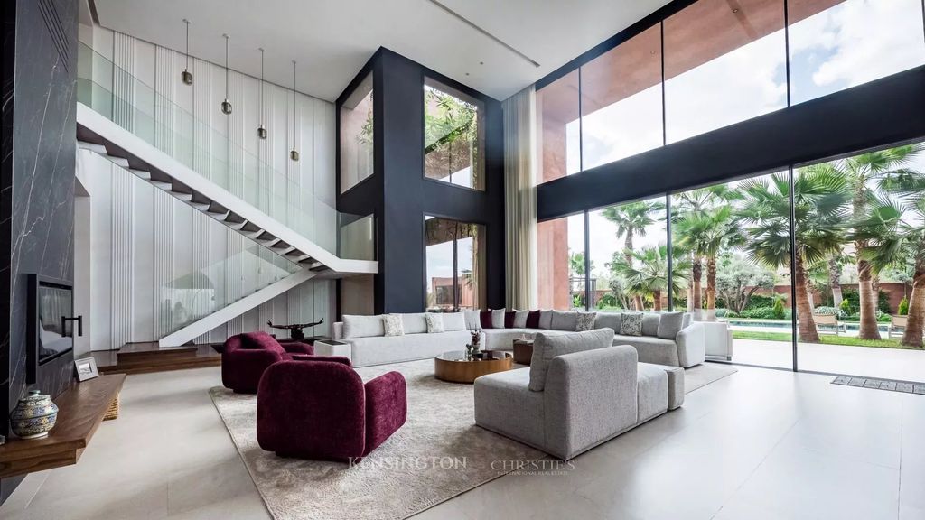 Property photo 3 of 4