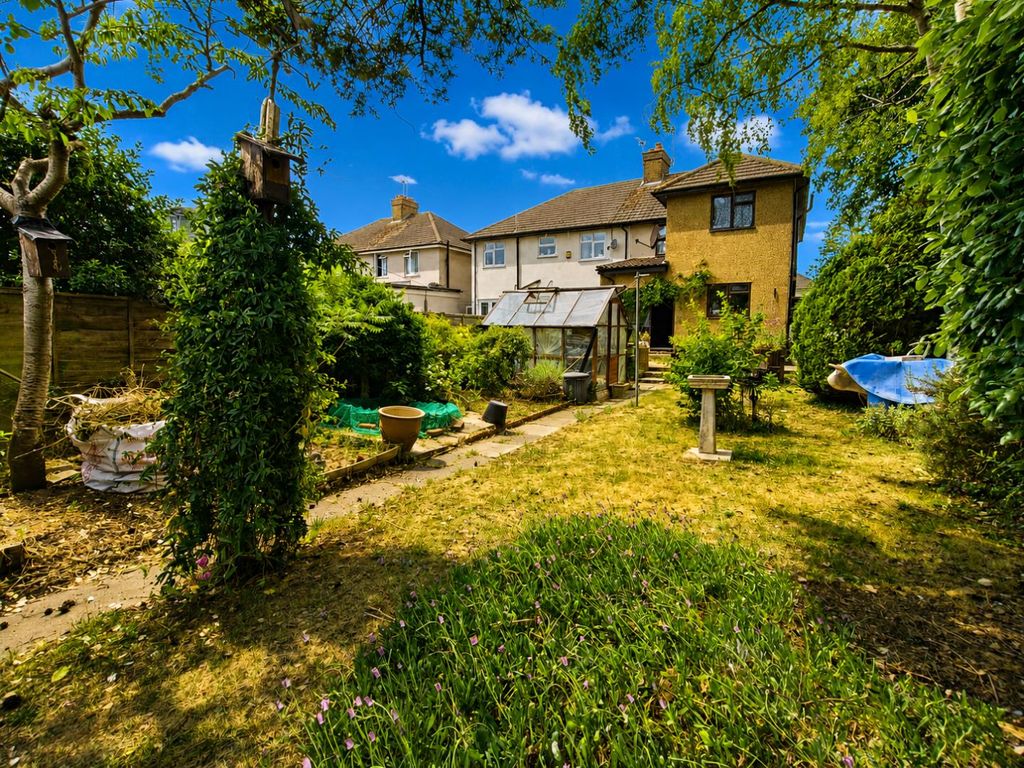 Property photo 2 of 18 33.Png