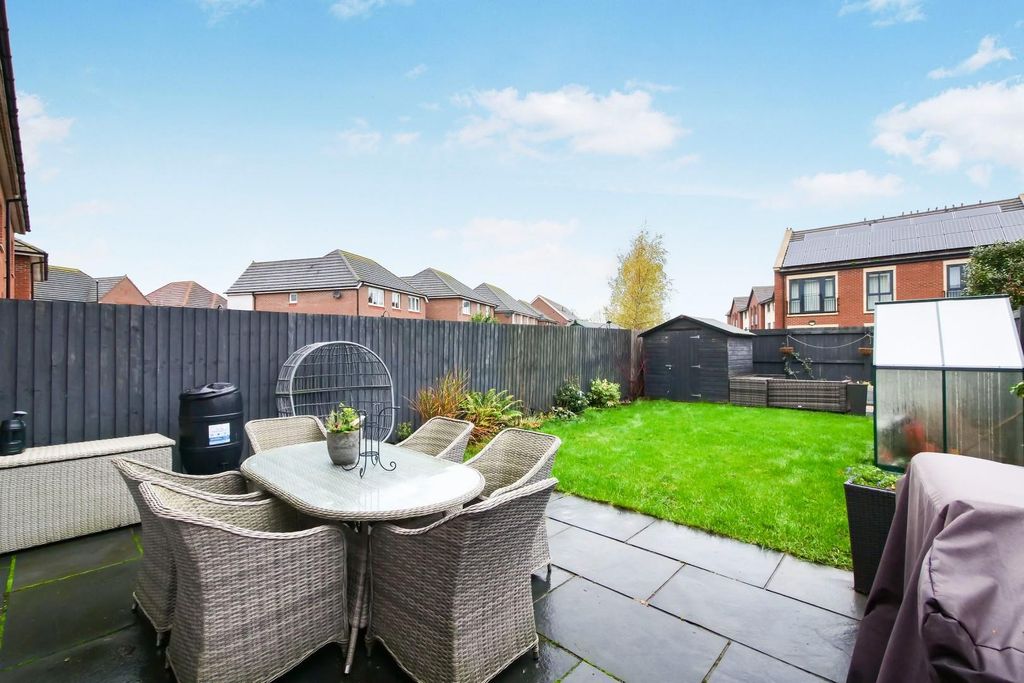 Property photo 3 of 24 Pnmb0111.Jpg