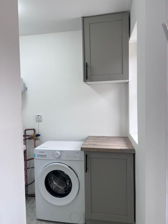 Property photo 2 of 7 Gallery