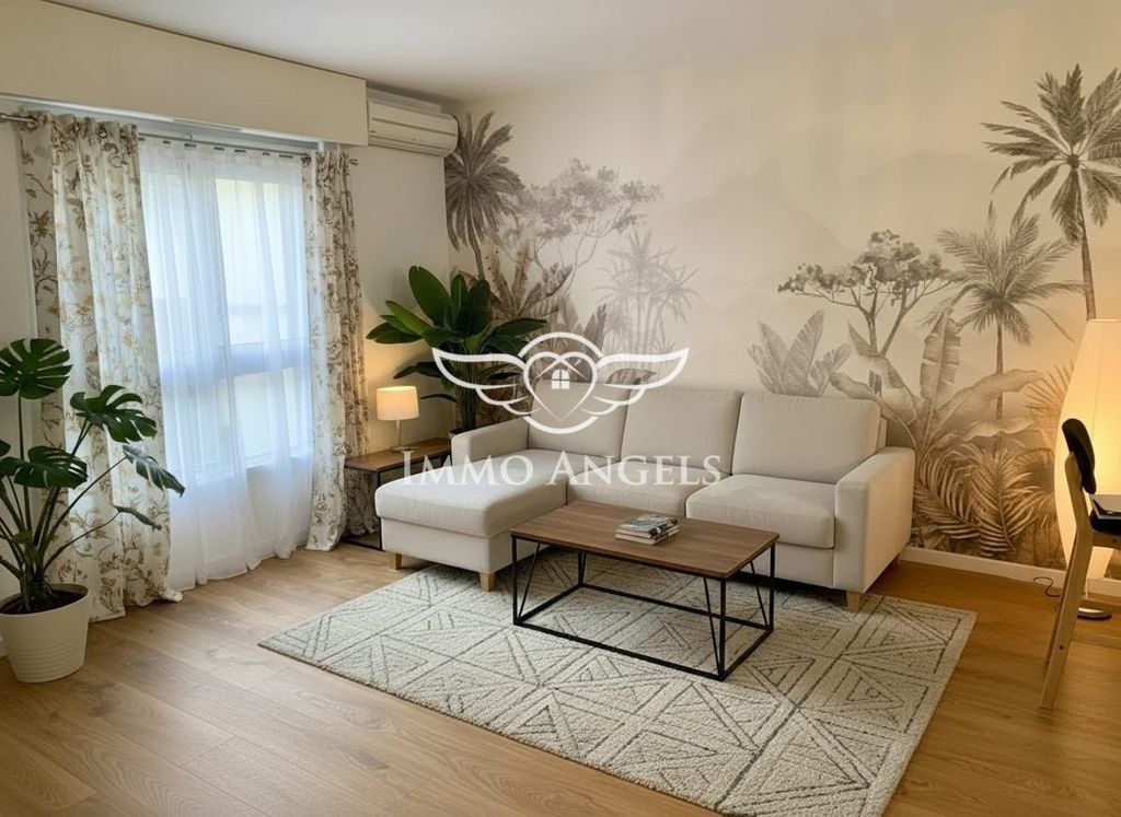 Property photo 1 of 8 Apartment Renovated With Taste, Quiet, With Garage, Downtown