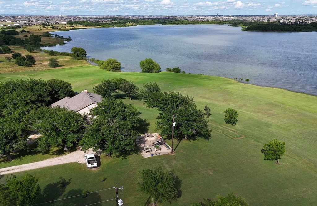 Property photo 3 of 16 <Alttext/>