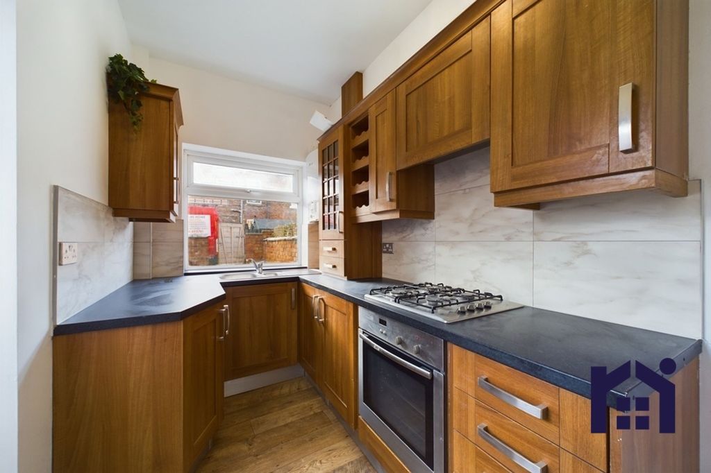 Property photo 1 of 14 Kitchen