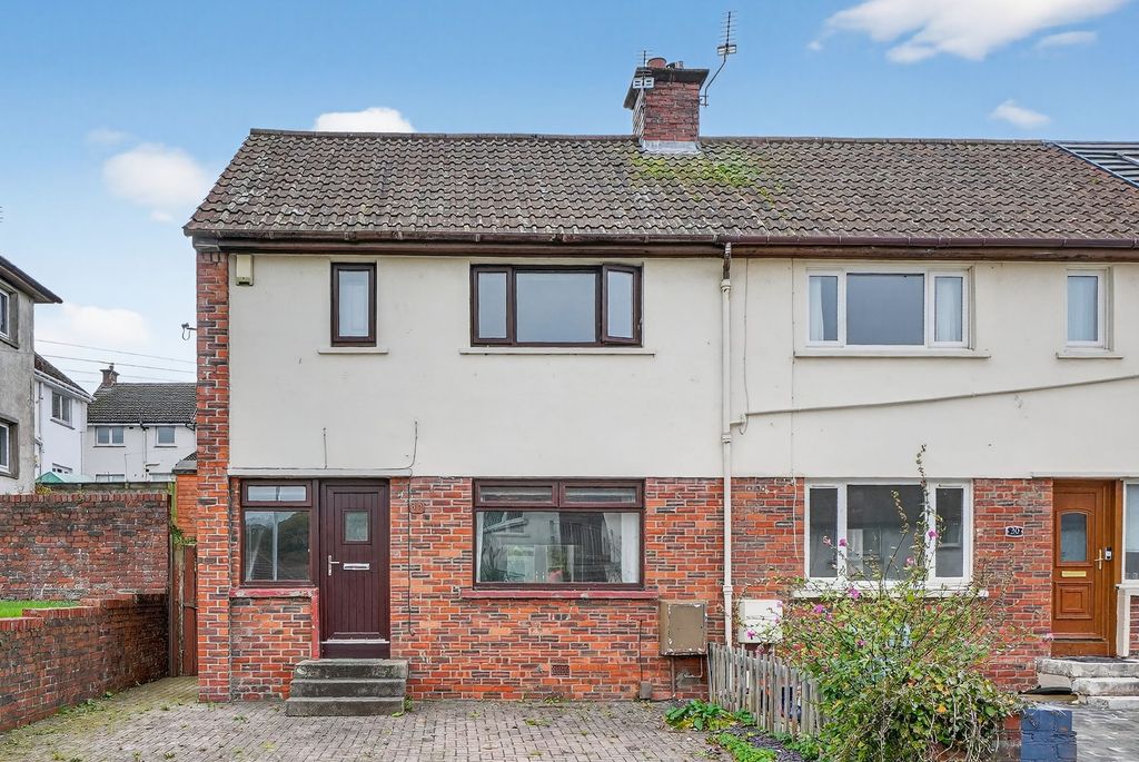 Property photo 1 of 21