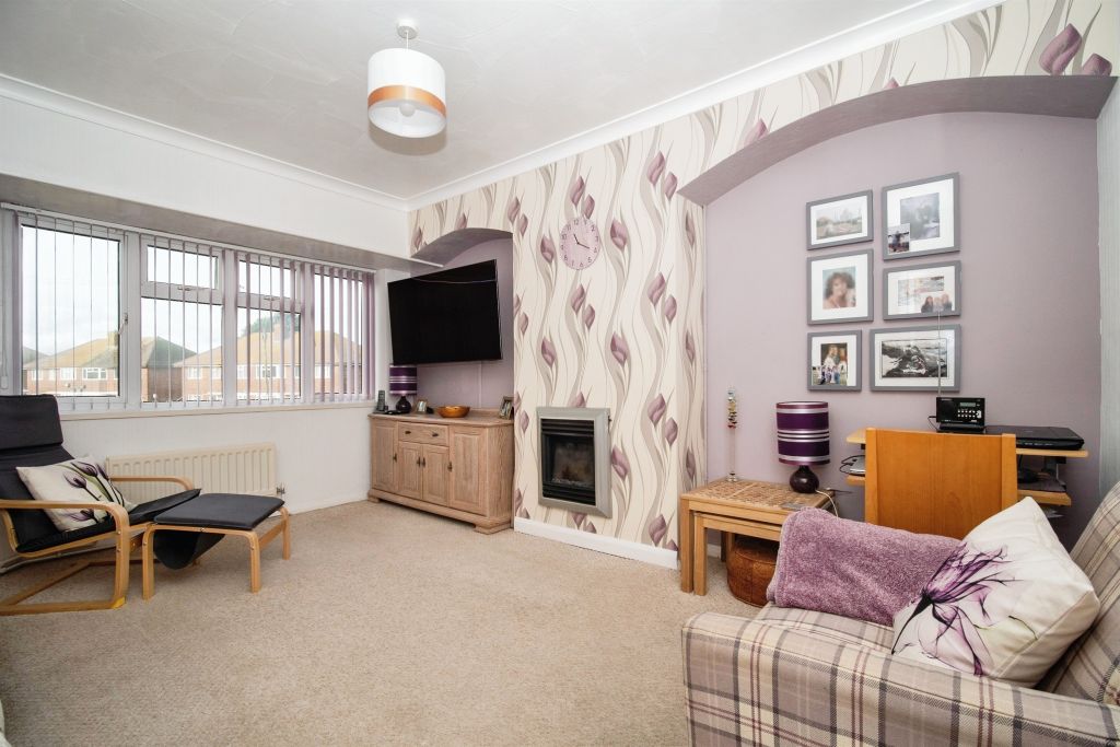 Property photo 2 of 19