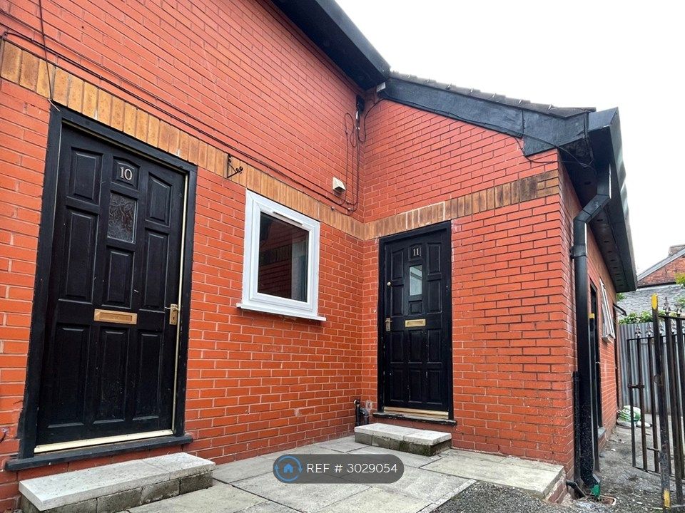 Property photo 1 of 9 Front Entrance