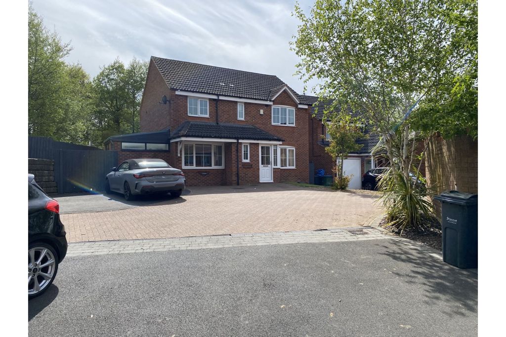Property photo 1 of 29