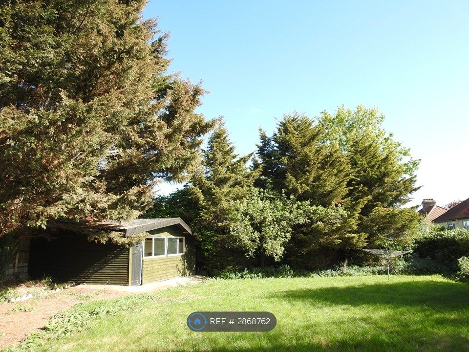 Property photo 3 of 23