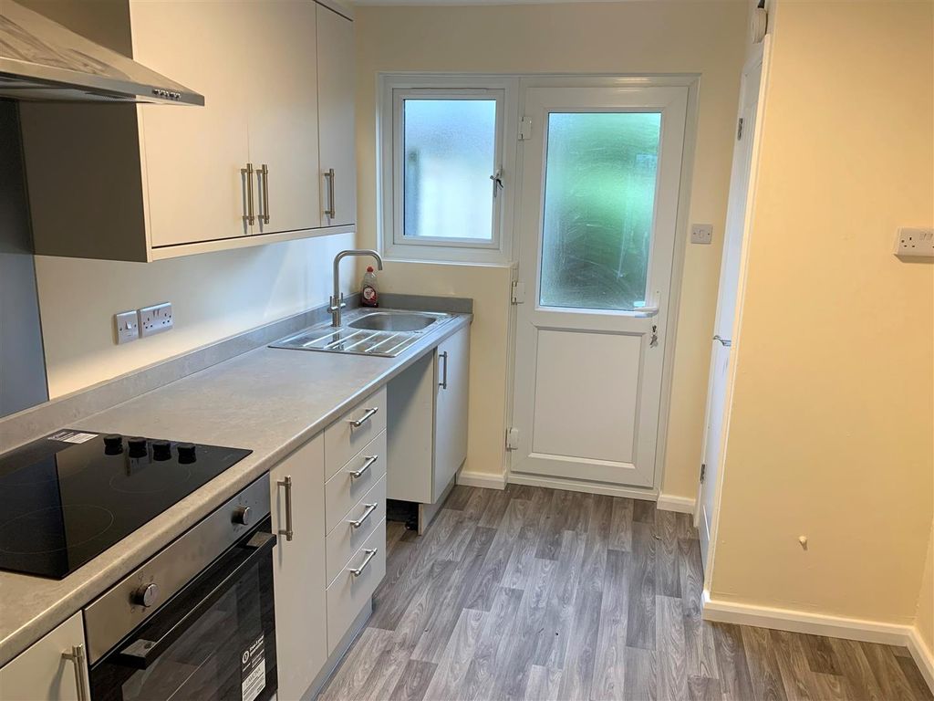 Property photo 3 of 11 8.Jpg