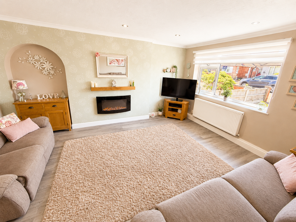 Property photo 2 of 16 8F0Ed27A-84A5-4Ea9-9E22-Ccb03Dfa283F