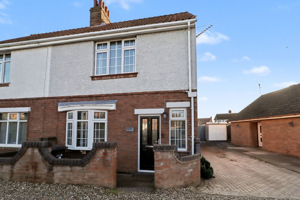 Property photo 1 of 30 4692841