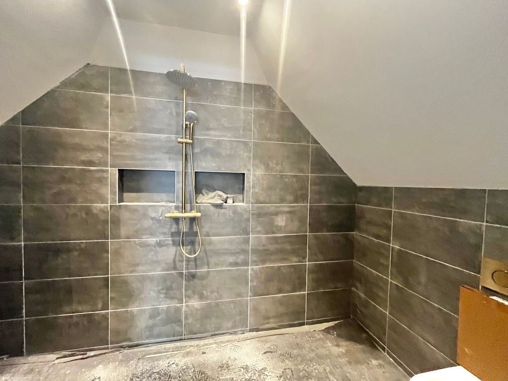 Property photo 3 of 26