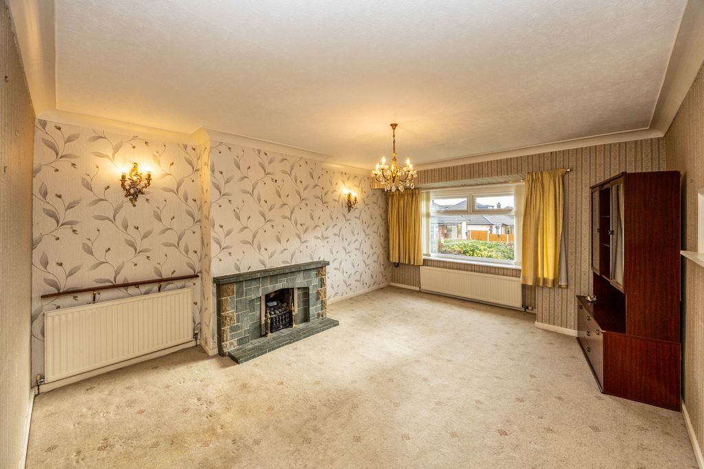 Property photo 2 of 18 Living Room