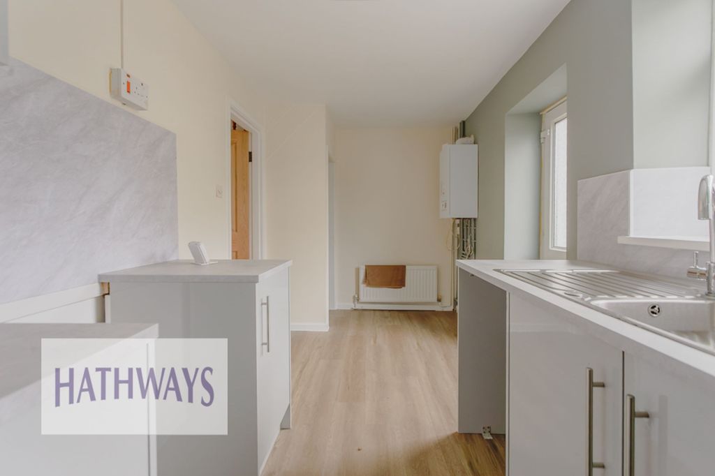 Property photo 3 of 29